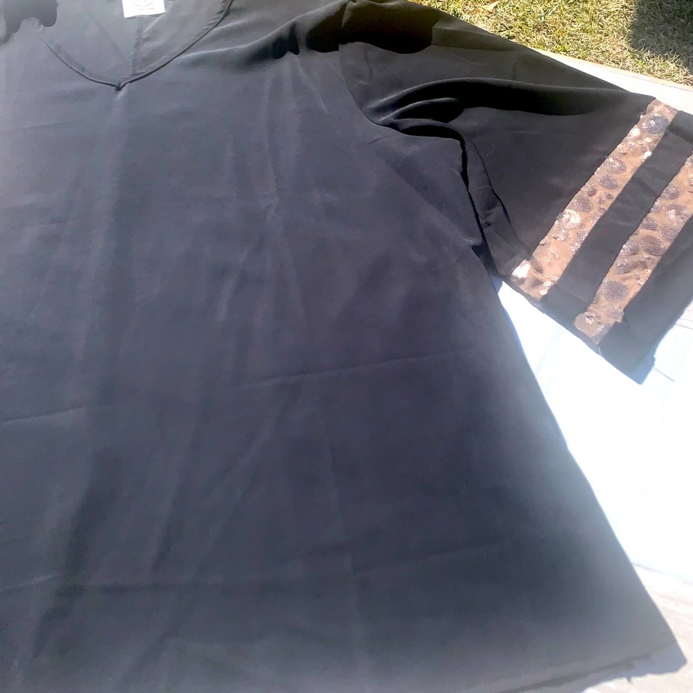 Black & gold sequins✨✨✨